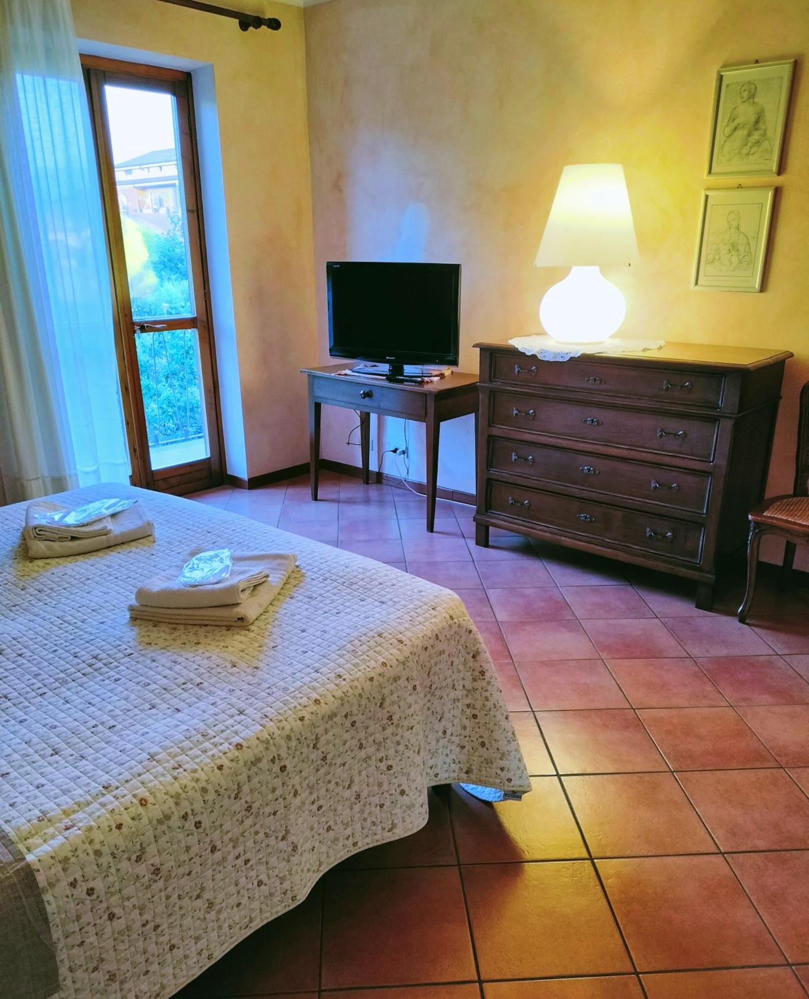 B&B "Madama Granet" Borgo San Dalmazzo Buitenkant foto