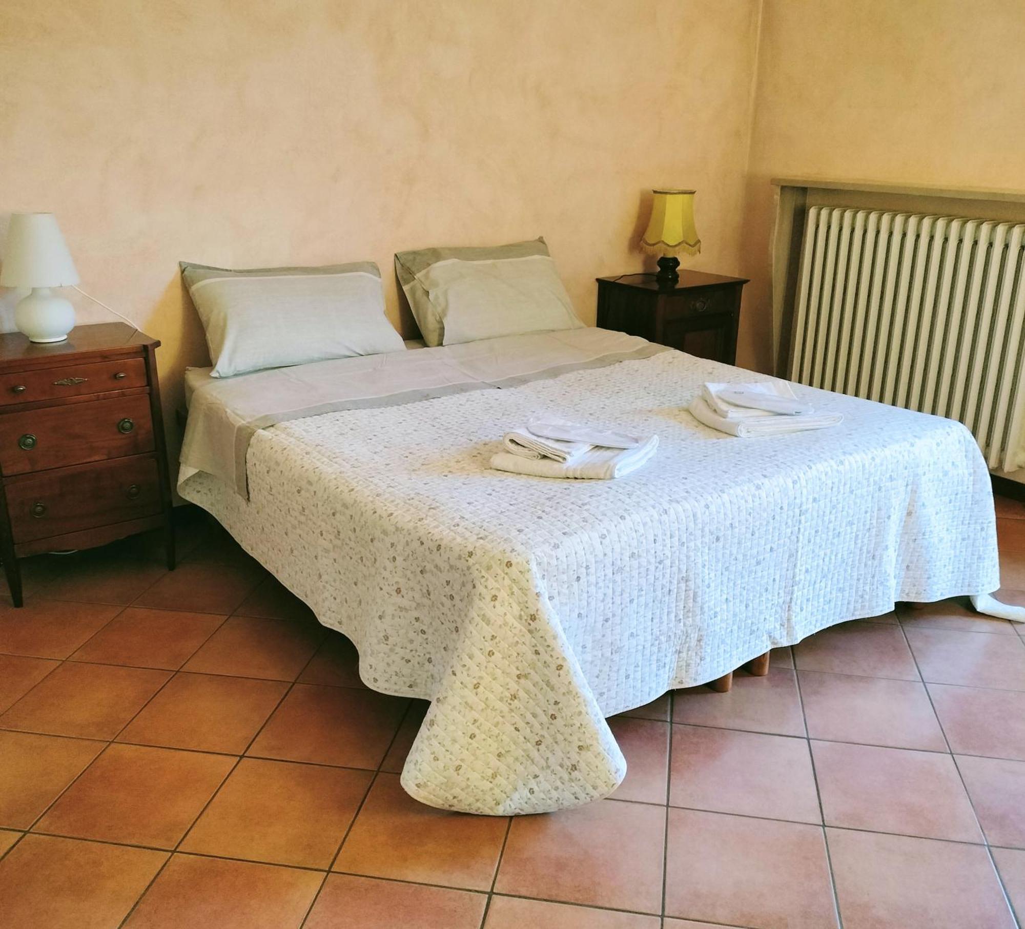 B&B "Madama Granet" Borgo San Dalmazzo Buitenkant foto
